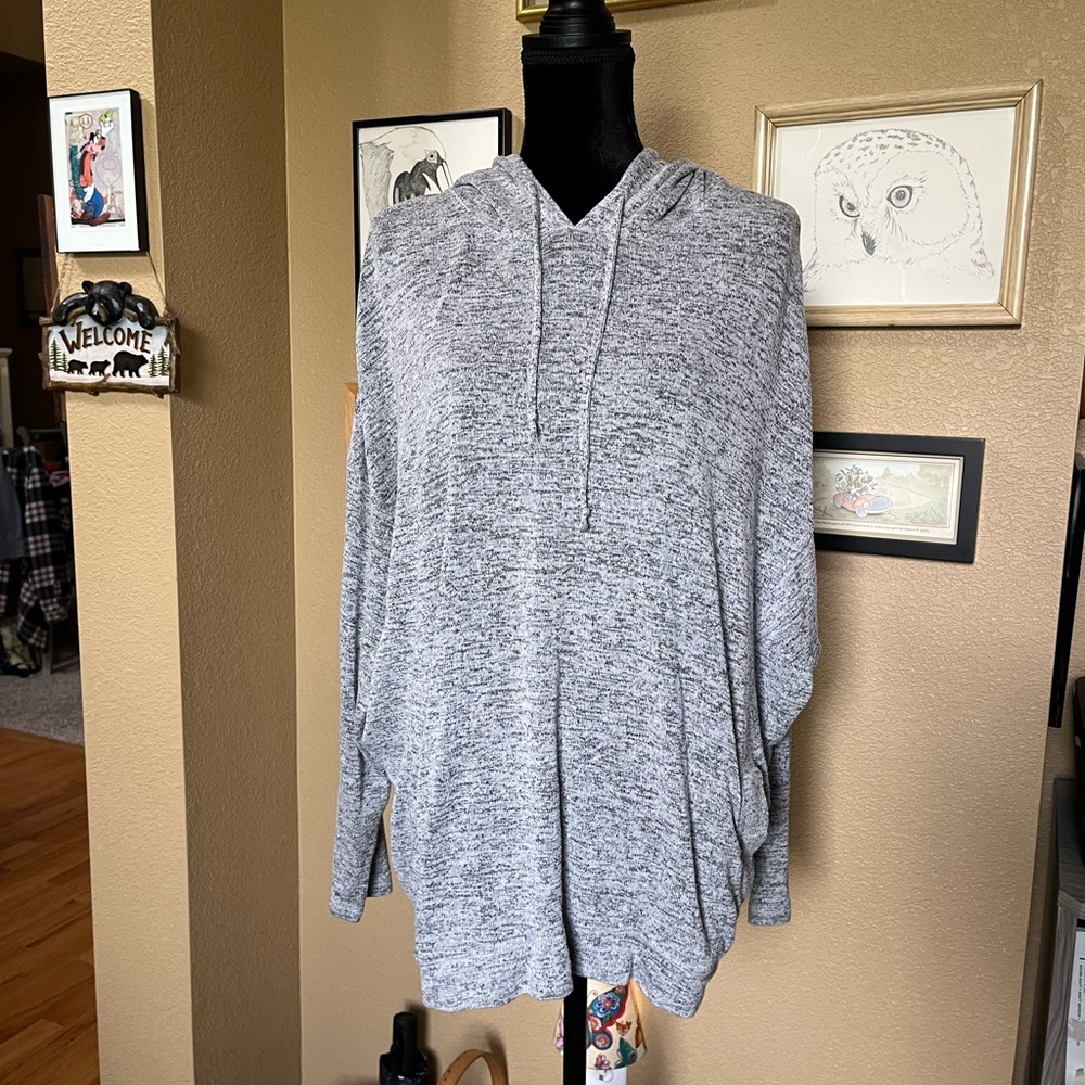 ANYBODY Dolman Long Sleeve Hoodie top! Size L